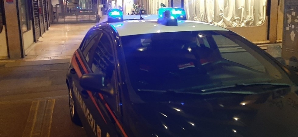 I carabinieri scoprono un “bazar della droga”: in manette un 41enne che spacciava sostanze di ogni tipo